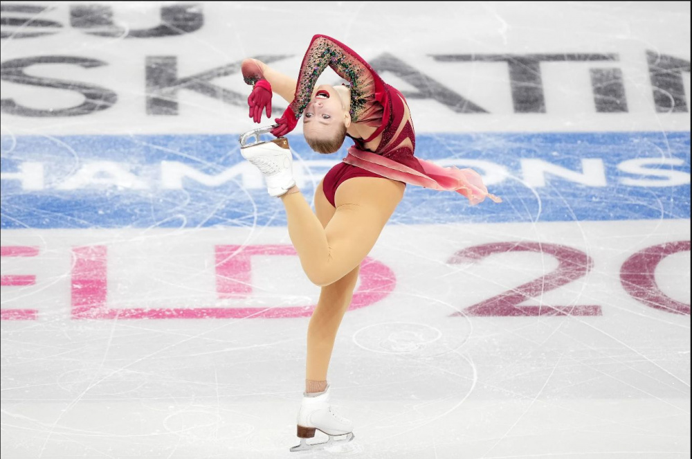 ЧЕ по фигурному катанию: Нина Петрыкина защитила чемпионский титул