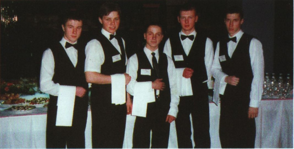 Waiter Line